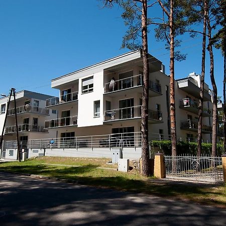 Apartament Ikar - 2 Pokojowy Przy Morzu Z Balkonem โปเบียโรโว ภายนอก รูปภาพ
