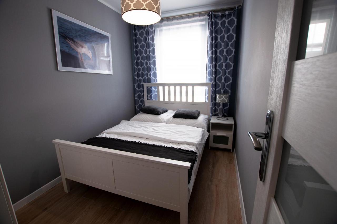 Apartament Ikar - 2 Pokojowy Przy Morzu Z Balkonem โปเบียโรโว ภายนอก รูปภาพ